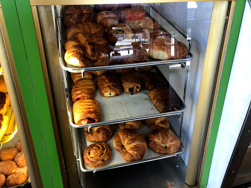 Donut Shop «AM Donut & Yogurt», reviews and photos, 305 Huntington Dr, Monrovia, CA 91016, USA