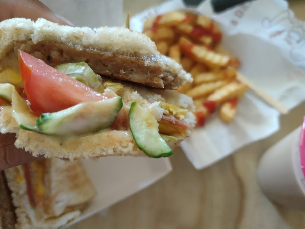 桃園市新屋區漢堡大師早午餐新屋中山店／蛋餅／鐵板麵／中西式早餐- 台灣餐廳推薦手搖推薦甜點推薦買一送一優惠訊息