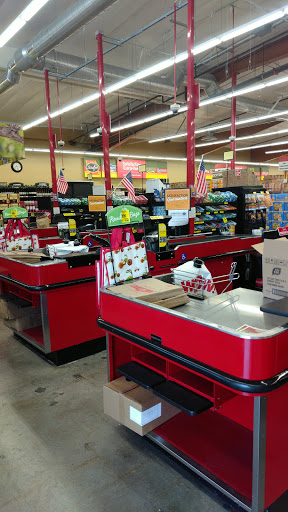 Grocery Store «Grocery Outlet Bargain Market», reviews and photos, 520 Workman Mill Rd, La Puente, CA 91746, USA