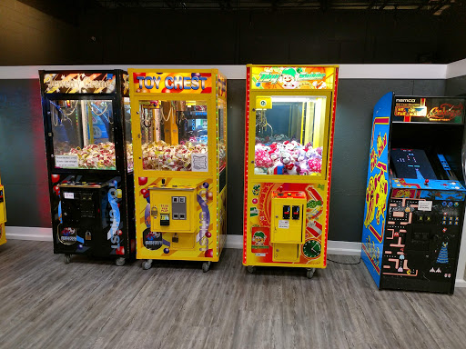 Bowling Alley «Indian Lanes», reviews and photos, 815 E Northside Dr, Clinton, MS 39056, USA