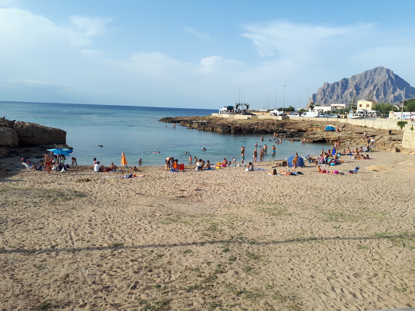 Photo de Spiaggia Lido Valderice - recommandé pour les voyageurs en famille avec des enfants