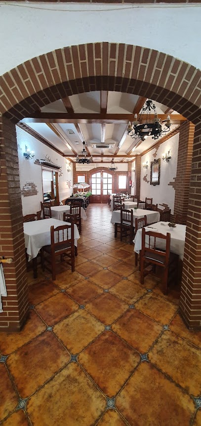 Restaurante Casa Calabuig - Av. d, Aureli Guaita Martorell, 13, 46220 Picassent, Valencia, Spain