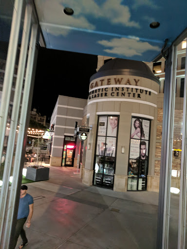 Movie Theater «Megaplex Theatres at The Gateway», reviews and photos, 165 S Rio Grande St, Salt Lake City, UT 84101, USA