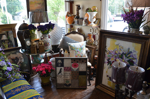 Florist «Lively Florist Shop», reviews and photos, 610 Hatcher Ln, Columbia, TN 38401, USA