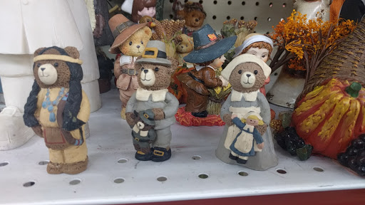 Thrift Store «Red Racks Thrift Store», reviews and photos, 8026 Wornall Rd, Kansas City, MO 64114, USA