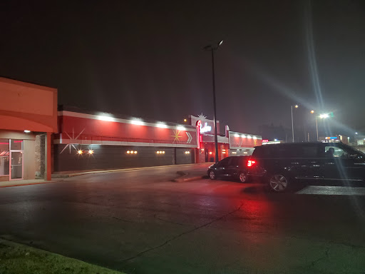 Bowling Alley «Brunswick Zone Glendale Heights», reviews and photos, 558 North Ave, Glendale Heights, IL 60139, USA