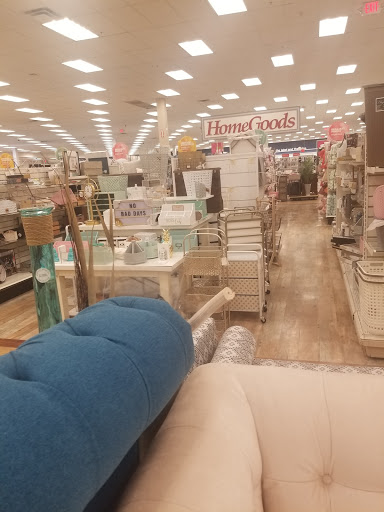 Department Store «Marshalls and HomeGoods», reviews and photos, 265 S Broadway, Salem, NH 03079, USA