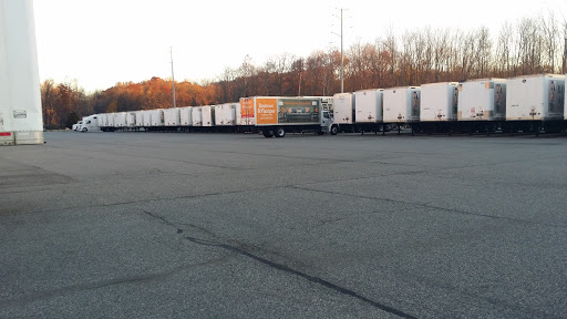 Furniture Store «Raymour & Flanigan Furniture», reviews and photos, 30 Dunnigan Dr, Suffern, NY 10901, USA