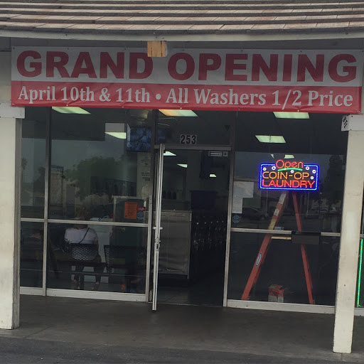 Laundromat «Shasta Coin Laundry», reviews and photos, 253 E Baseline Rd, Rialto, CA 92376, USA