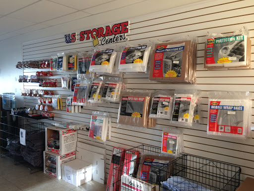 Self-Storage Facility «US Storage Centers», reviews and photos, 9818 De Soto Ave, Chatsworth, CA 91311, USA