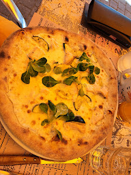 Photo n°52 de Complices & Pizza à Bonneville ()