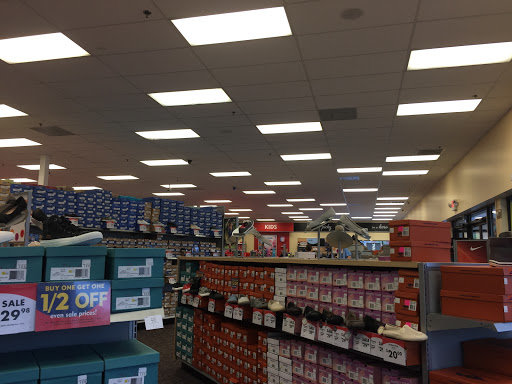 Shoe Store «Shoe Carnival», reviews and photos, 7085 Bakers Bridge Ave, Franklin, TN 37067, USA