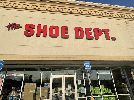Shoe Store «Shoe Dept.», reviews and photos, 4731 Jonesboro Rd #210, Union City, GA 30291, USA