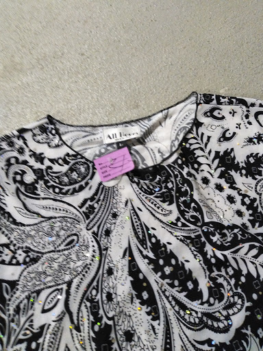 Thrift Store «Family Services Thrift Shop», reviews and photos, 122 W Advogt St, Boerne, TX 78006, USA