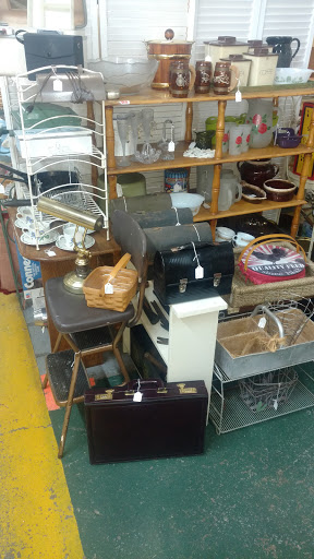 Flea Market «Unique Treasures Of Madison», reviews and photos, 1620 Athens Hwy, Madison, GA 30650, USA