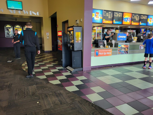 Movie Theater «Regal Cinemas Noblesville 10», reviews and photos, 10075 Town and Country Blvd, Noblesville, IN 46060, USA