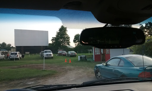 Drive-in Movie Theater «Cinema 67 Drive-in», reviews and photos, 2037 IN-67, Spencer, IN 47460, USA