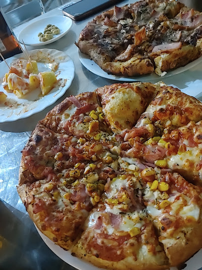 Pizzería Paradise - C. Fuensanta, 77, 23330 Villanueva del Arzobispo, Jaén, Spain