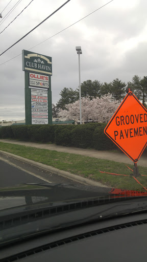 Sporting Goods Store «Play It Again Sports Winston Salem», reviews and photos, 5005 Country Club Rd, Winston-Salem, NC 27104, USA