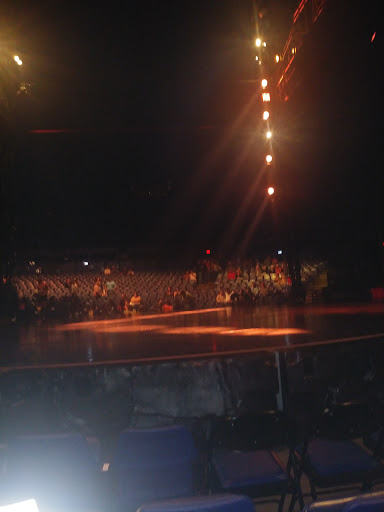 Off Track Betting Shop «Tampa Greyhound Track», reviews and photos, 8300 N Nebraska Ave, Tampa, FL 33604, USA