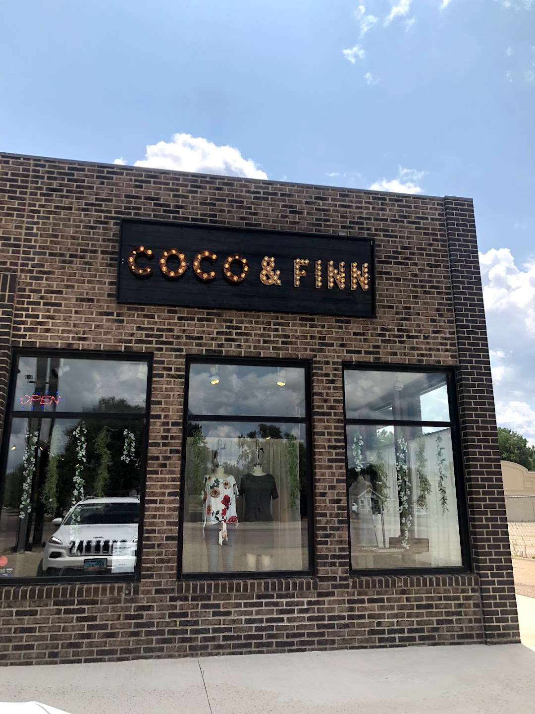 Coco & Finn