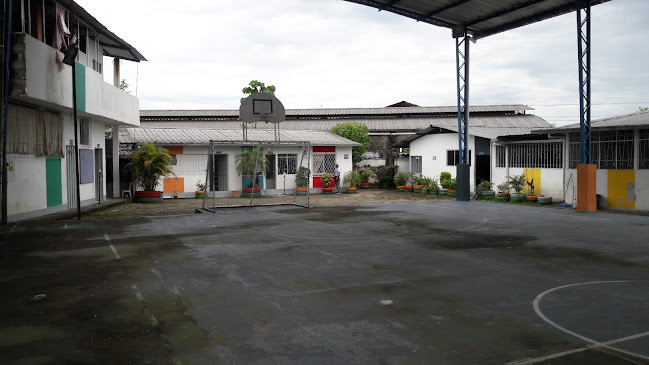 Opiniones de Unidad Educativa Particular Adventista Emanuel en Nueva Loja - Escuela