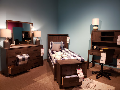 Furniture Store «Art Van Furniture - Southfield», reviews and photos, 22555 Greenfield Rd, Southfield, MI 48075, USA