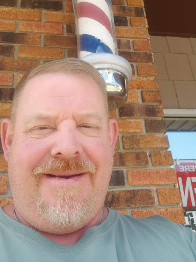 Barber Shop «Cox S Barber Shop», reviews and photos, 2329 Government St, Ocean Springs, MS 39564, USA