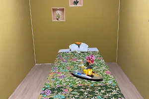 Phuket Thai massage en Estepona Calle Av.pueta de mar 64.Estepona málaga image