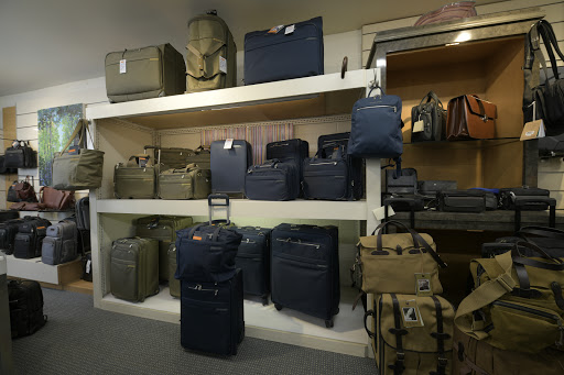 Suitcase shops in San Diego