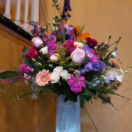 Florist «Foti Flowers At Yuess Gardens», reviews and photos, 406 3rd St, Newburgh, NY 12550, USA