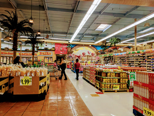 Supermarket «Vallarta Supermarkets», reviews and photos, 1111 N Cherry St, Tulare, CA 93274, USA