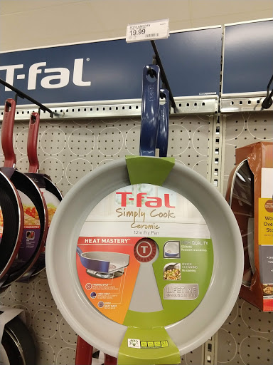 Department Store «Target», reviews and photos, 6100 Shingle Creek Pkwy, Brooklyn Center, MN 55430, USA