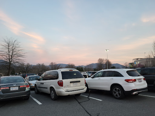 Book Store «Barnes & Noble», reviews and photos, 3 S Tunnel Rd, Asheville, NC 28805, USA