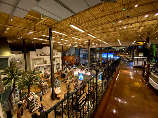 Sporting Goods Store «Bass Pro Shops», reviews and photos, 11550 Lakeridge Pkwy, Ashland, VA 23005, USA