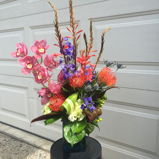 Renton Flower Shop, 120 Union Ct NE, Renton, WA 98059, USA, 