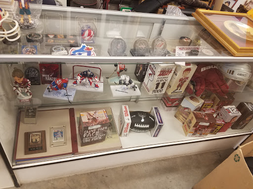 Pawn Shop «Gold By The Gram Pawn», reviews and photos, 6808 N Dysart Rd #124, Glendale, AZ 85307, USA