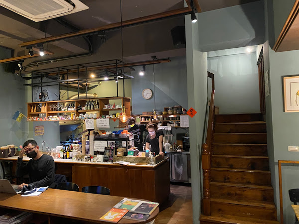 河映咖啡館 illuminate coffee
