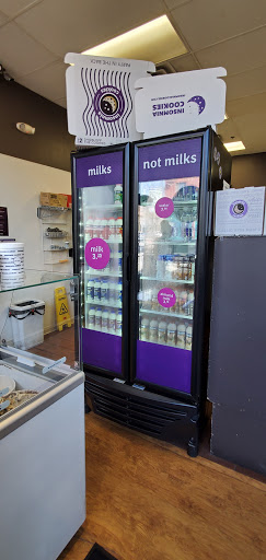 Cookie Shop «Insomnia Cookies», reviews and photos, 505 Westport Rd, Kansas City, MO 64111, USA