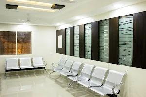 Diamond Multi Speciality Dental Clinic image