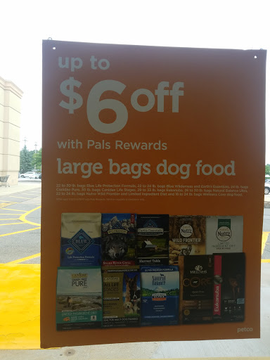 Pet Supply Store «Petco Animal Supplies», reviews and photos, 92 Cluff Crossing Rd, Salem, NH 03079, USA