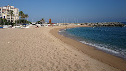 Photo de Platja de les Barques zone des équipements