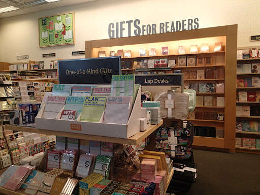 Book Store «Barnes & Noble», reviews and photos, 6050 El Cerrito Plaza, El Cerrito, CA 94530, USA