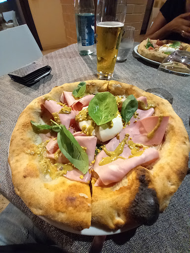 Raro Pizzeria in Chieti, Provincia di Chieti