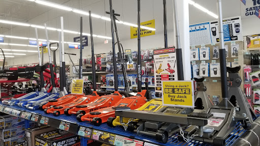 Hardware Store «Harbor Freight Tools», reviews and photos, 1291 N Hacienda Blvd, La Puente, CA 91744, USA