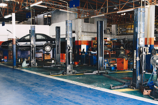 Auto Repair Shop «Verns Auto Repair», reviews and photos, 5739 Seguin Rd, San Antonio, TX 78219, USA