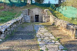 Roman tomb, Brestovik image
