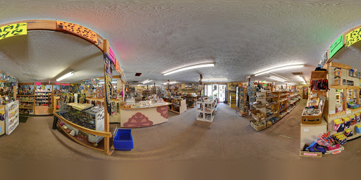 Gift Shop «Wild Wonderful Gift Shop», reviews and photos, 803 Mammoth Cave Rd, Cave City, KY 42127, USA