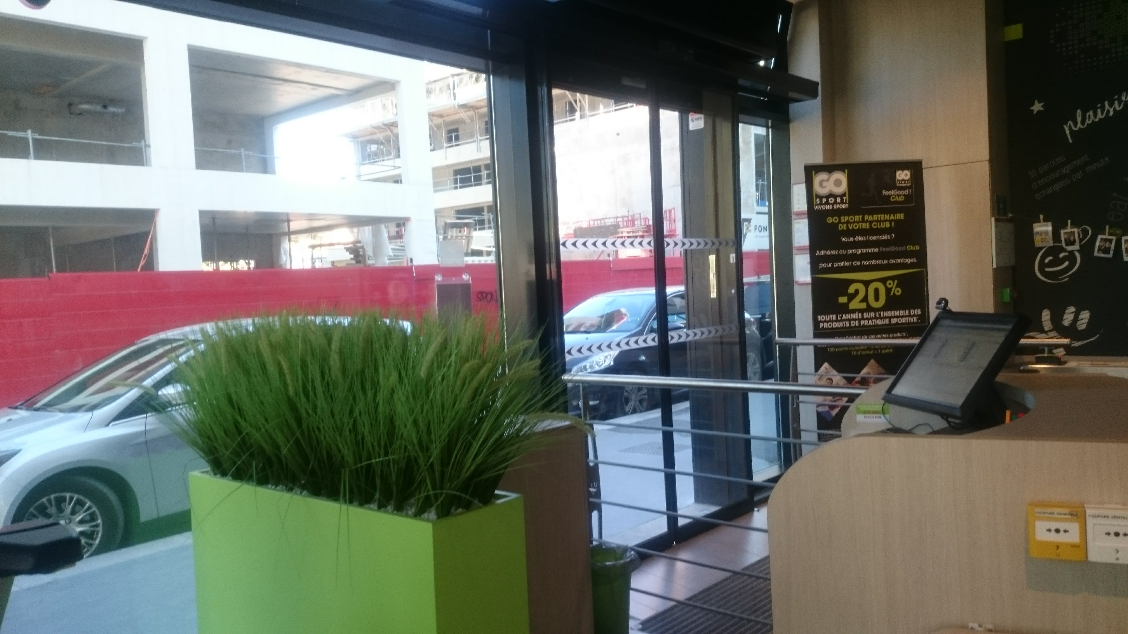 Photo n° 2 de l'avis de Farid.* fait le 03/07/2017 à 21:55