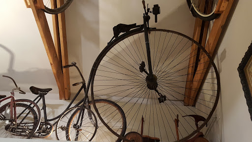 Bicycle Store «Budget Bicycle Center», reviews and photos, 1230 Regent St, Madison, WI 53715, USA